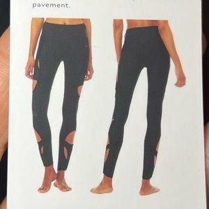 All yoga & workout leggings - High Waist Arch Legging in black